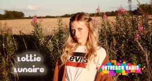 Lottie Lunaire